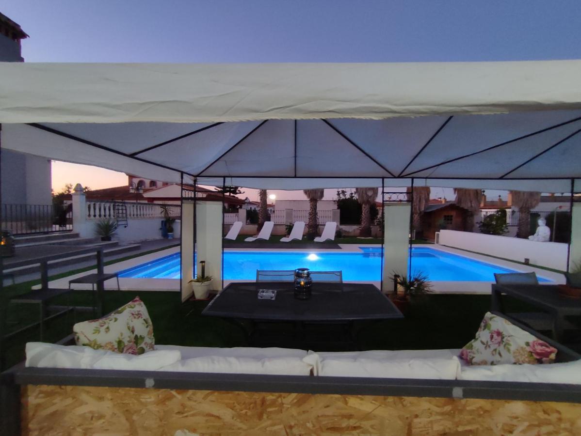 Apartamento 1, Chalet Manzano A 15" De Sevilla, A 30" Del Aeropuerto De Sevilla Villanueva del Ariscal Buitenkant foto